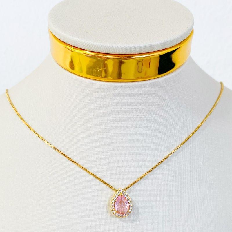 COLAR GOTINHA CRAVEJADA ROSA