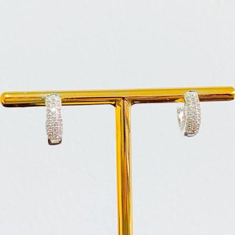 BRINCO ARGOLINHA CRAVEJADA M