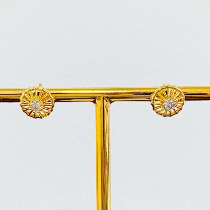 BRINCO REDONDO VAZADO COM ZIRCONIA