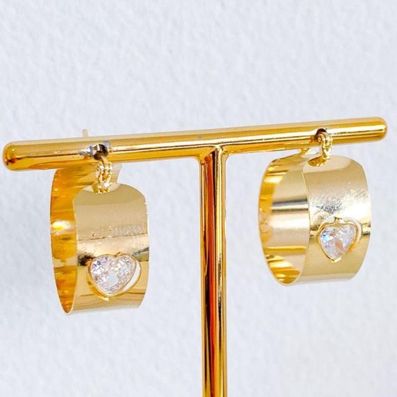 BRINCO ARGOLA COM ZIRCONIA CORAÇÃO