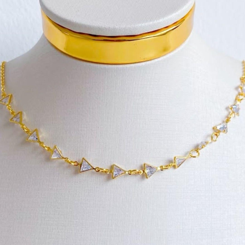CHOCKER ZIRCONIAS TRIANGULAR
