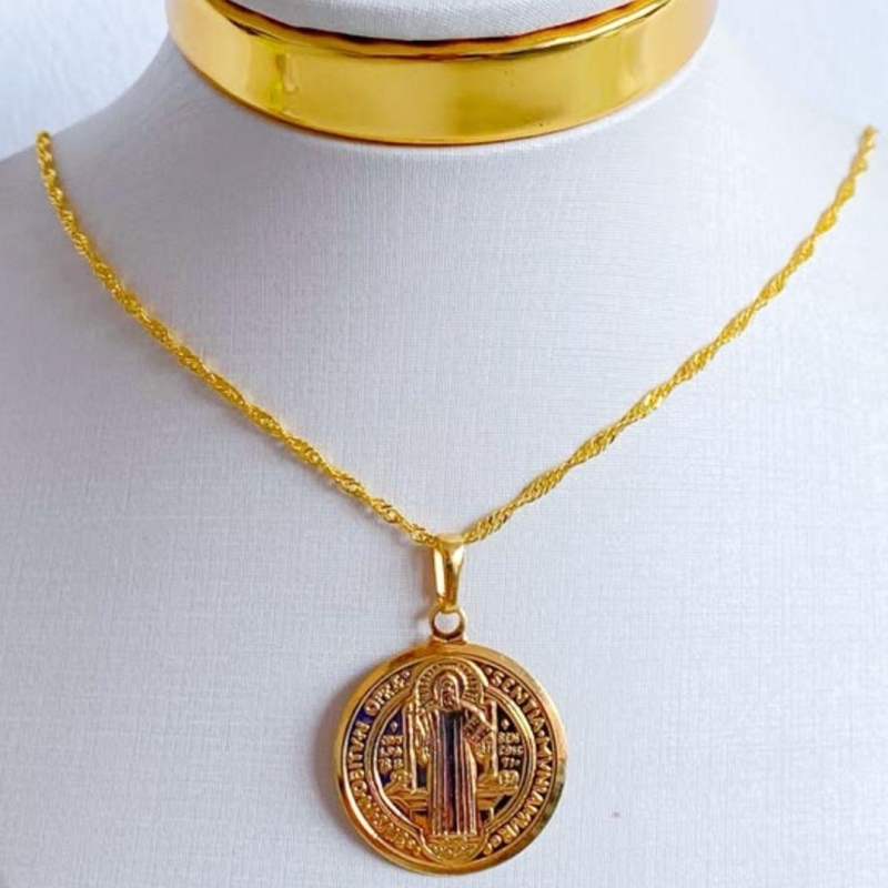 COLAR SÃO BENTO C/ 1 LADO DA MEDALHA