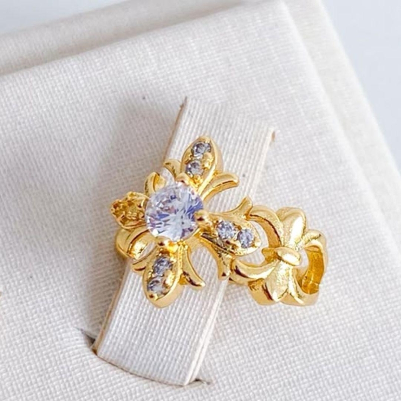 PIERCING FAKE FLOR ZIRCONIA