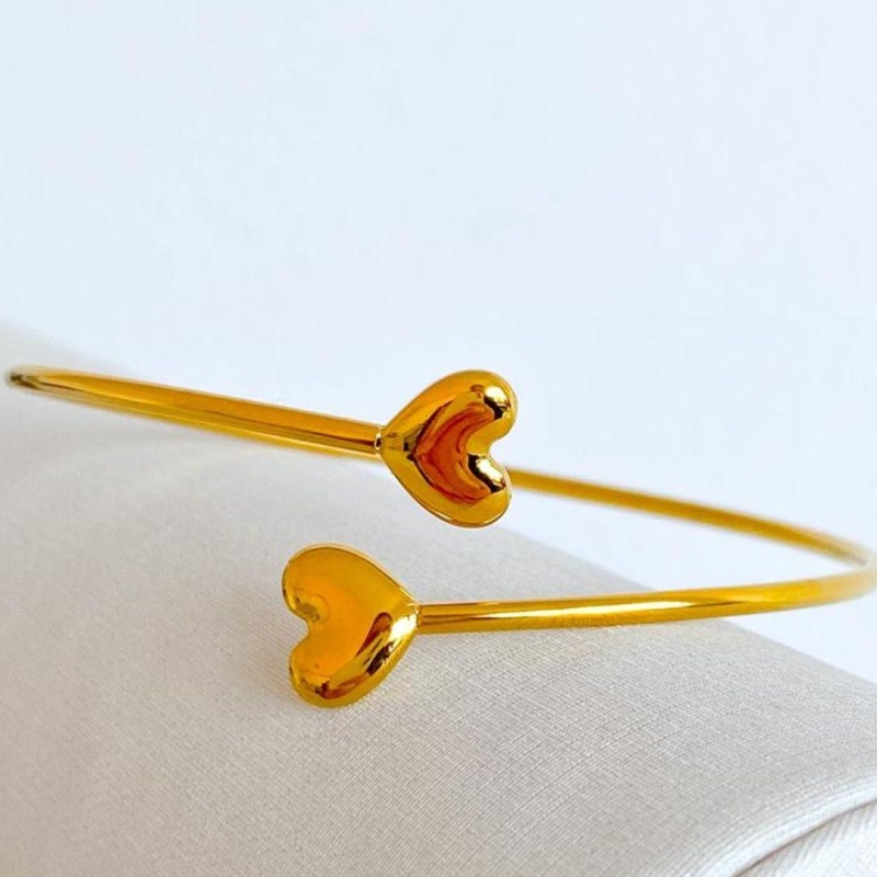 BRACELETE CORAÇÕES STEEL