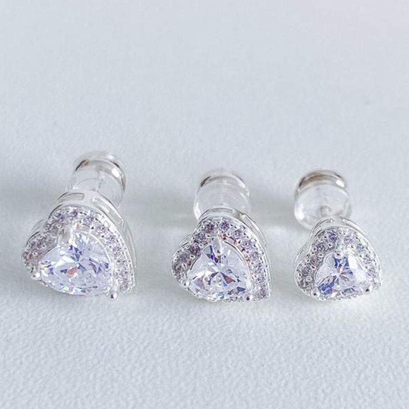 TRIO DE BRINCOS CORAÇÃO CRAVEJADO