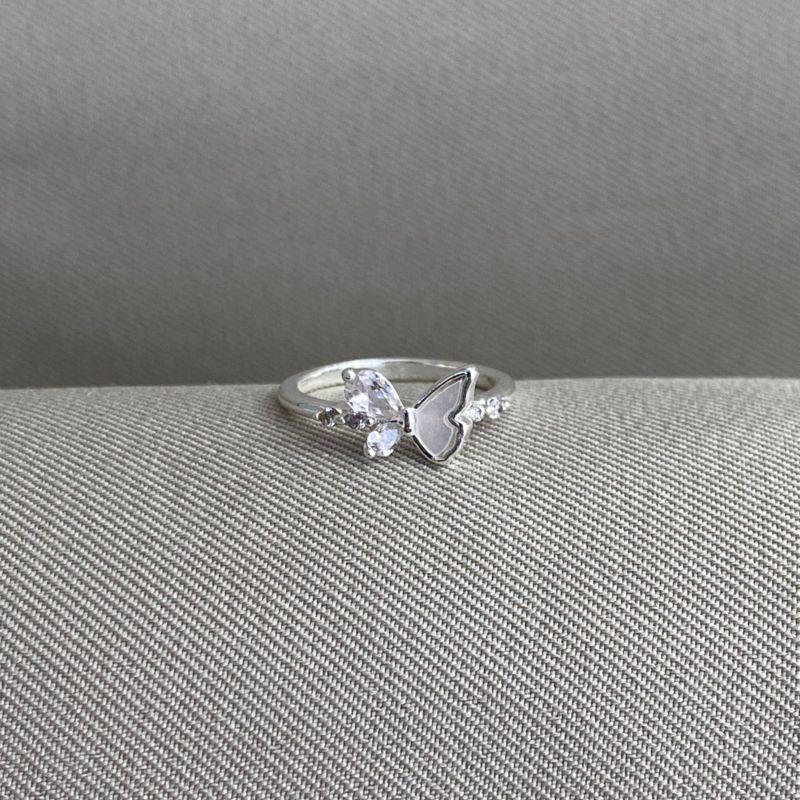 ANEL FALANGE COM BORBOLETA ZIRCONIA E MADRE PEROLA