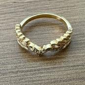 ANEL FOLHAS COR CRAVEJADO