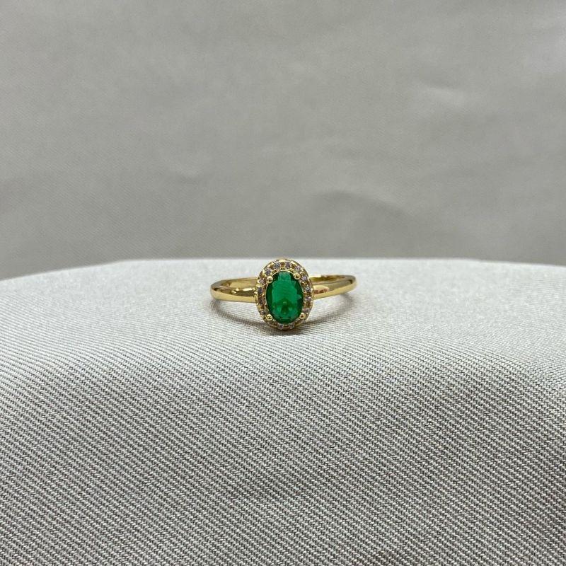 ANEL PEDRA OVAL ESMERALDA CRAVEJADA EM VOLTA