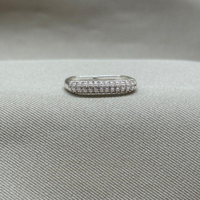 ANEL QUADRADO CRAVEJADO