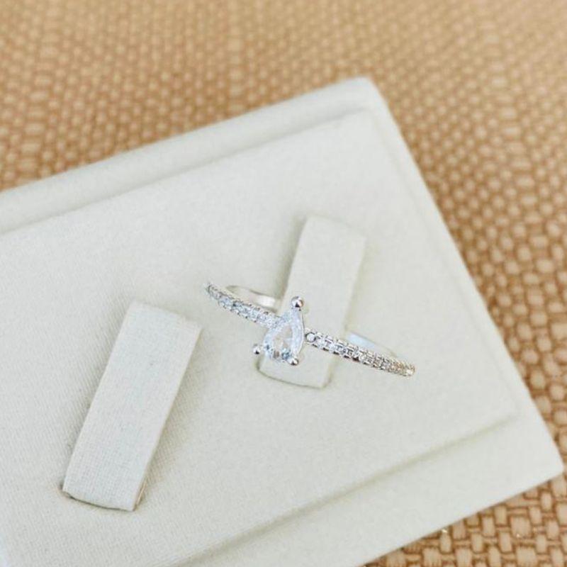 ANEL SOLITARIO GOTA CRAVEJADA