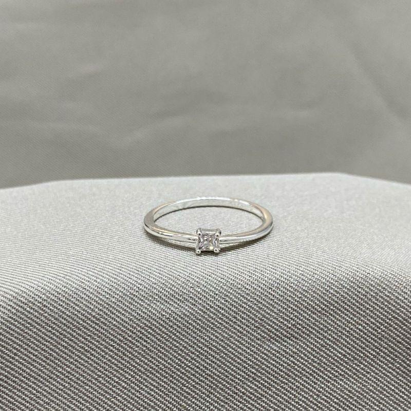 ANEL SOLITARIO  ZIRCONIA CRISTAL