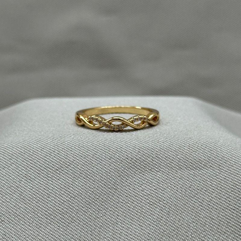 ANEL TRANÇADO COM ZIRCÔNIAS