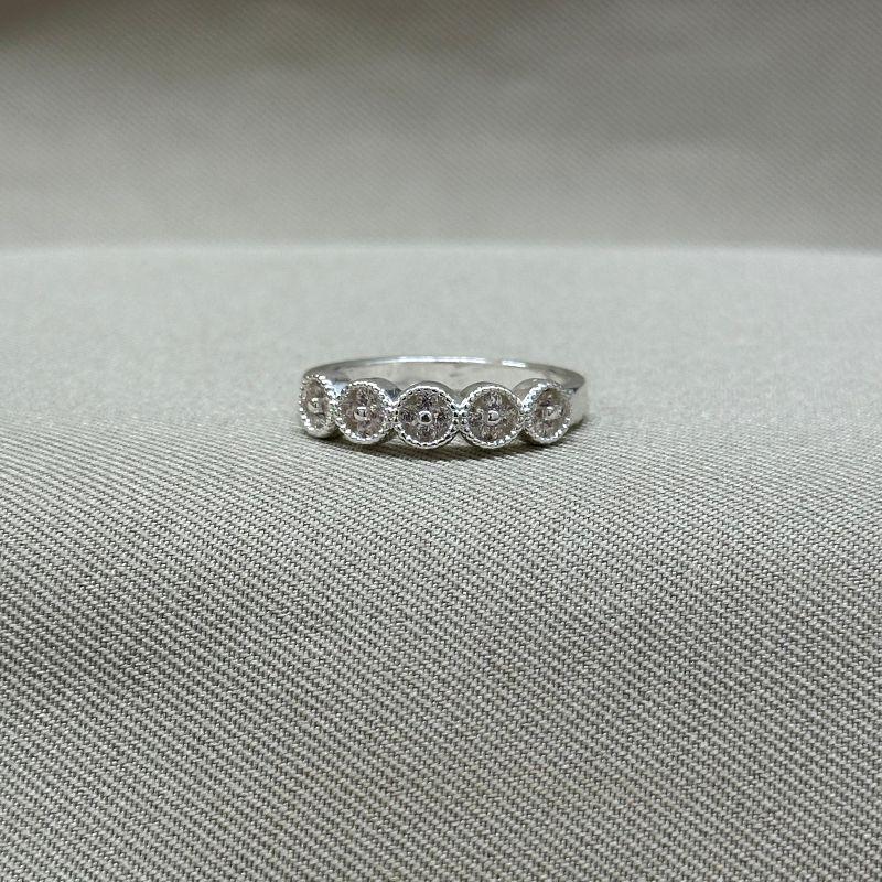 ANEL TREVINHOS ZIRCONIAS