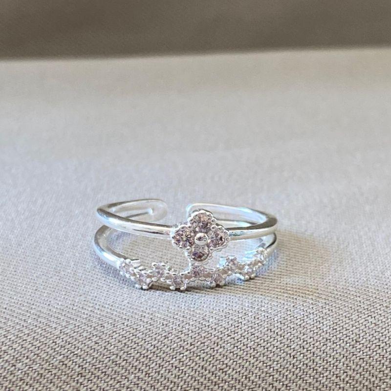 ANEL TREVO COM FILEIRA CRAVEJADA REGULAVEL