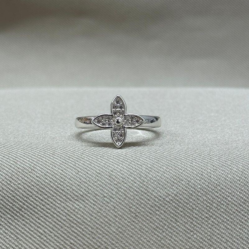 ANEL TREVO CRAVEJADO