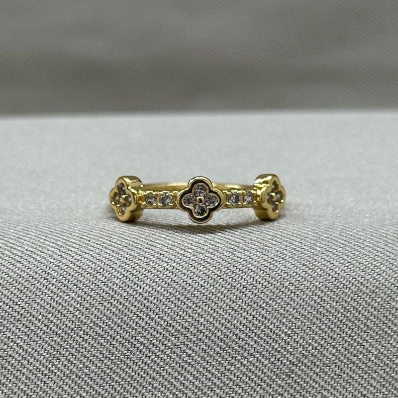 ANEL TREVOS CRAVEJADOS