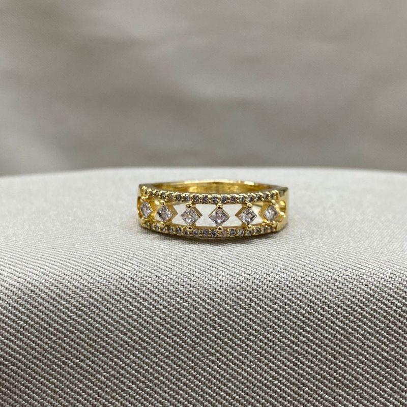 ANEL VAZADO COM ZIRCONIAS