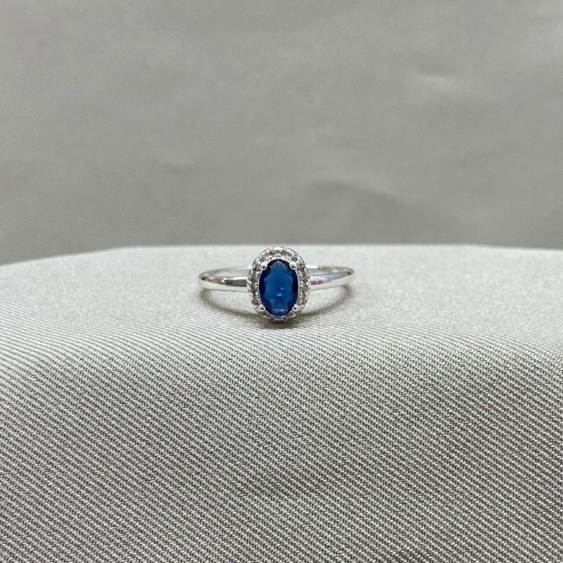 ANEL ZIRCONIA AZUL OVAL CRAVEJADO