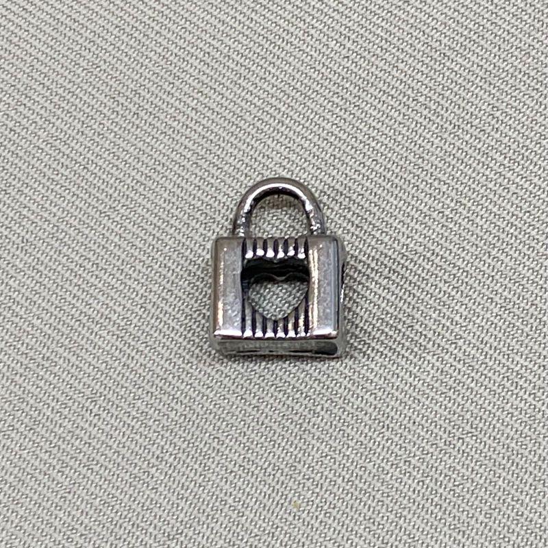 BERLOQUE CADEADO COM CORAÇÃO VAZADO SEPARADOR