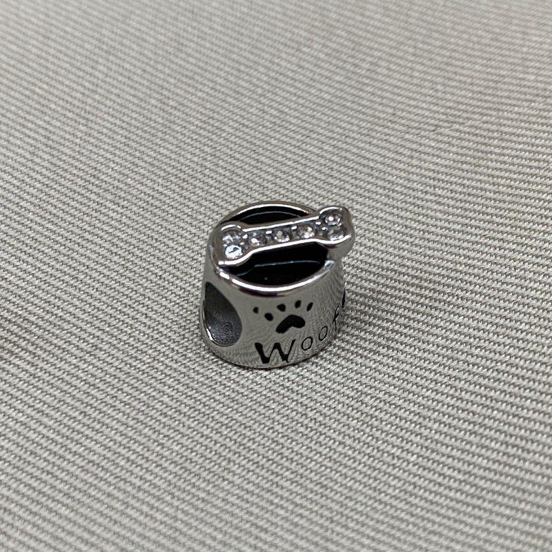 BERLOQUE SEPARADOR POTINHO DE RAÇÃO COM OSSO CRAVEJADO