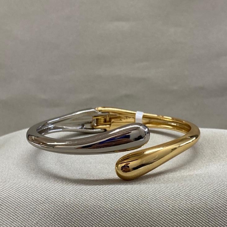 BRACELETE BOTEGA DOIS BANHOS