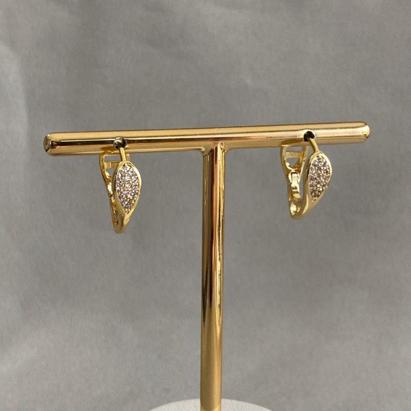 BRINCO ARGOLA COM ZIRCONIA