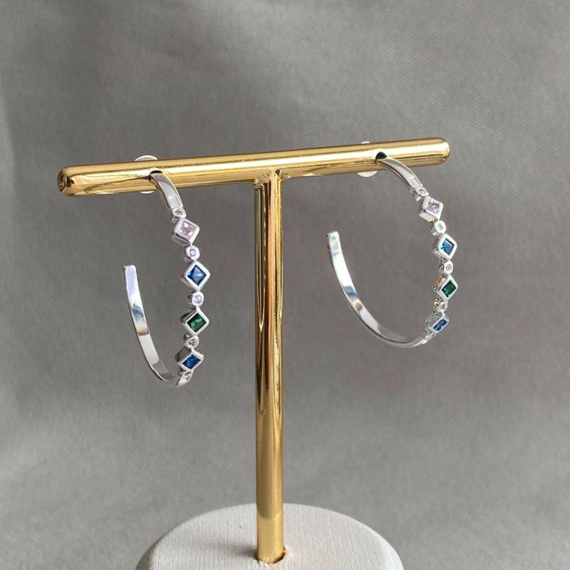 BRINCO ARGOLA COM ZIRCONIA COLORS