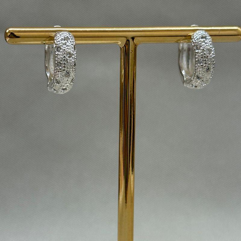 BRINCO ARGOLA COM ZIRCONIAS