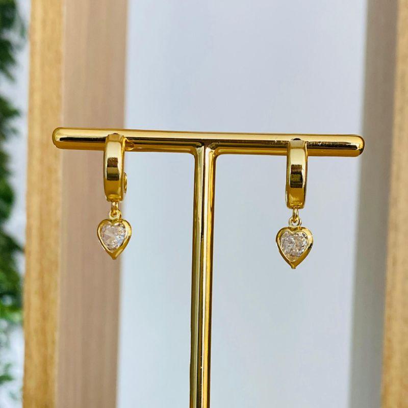 BRINCO ARGOLA CORAÇÃO ZIRCONIA