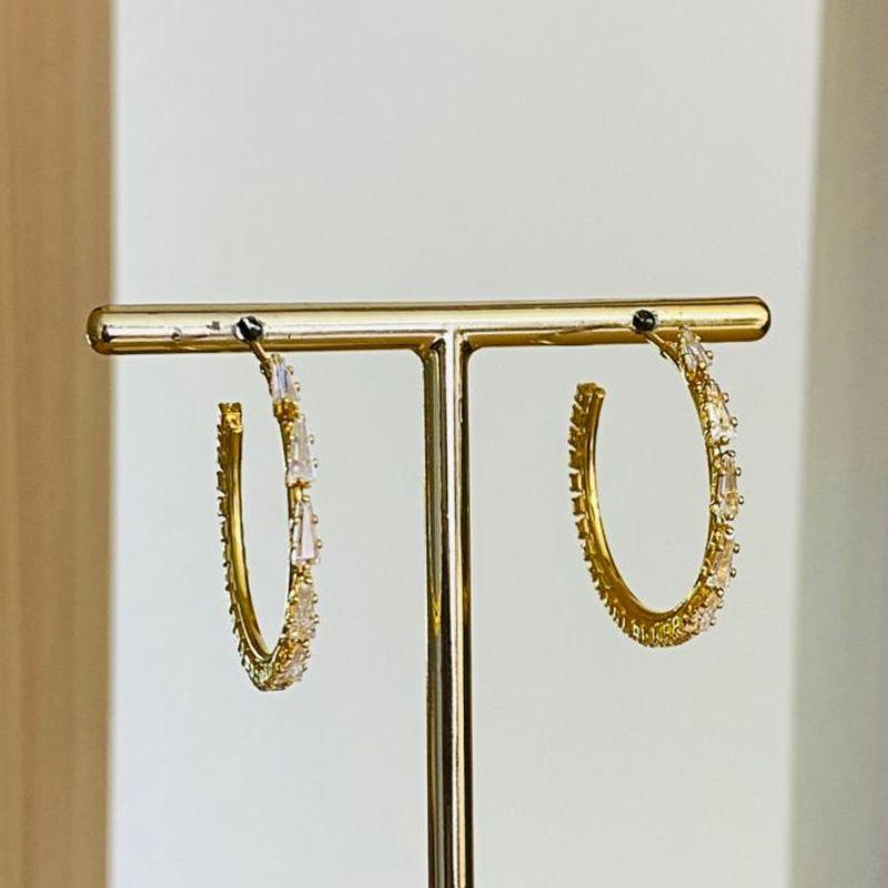 BRINCO ARGOLA CRAVEJADA