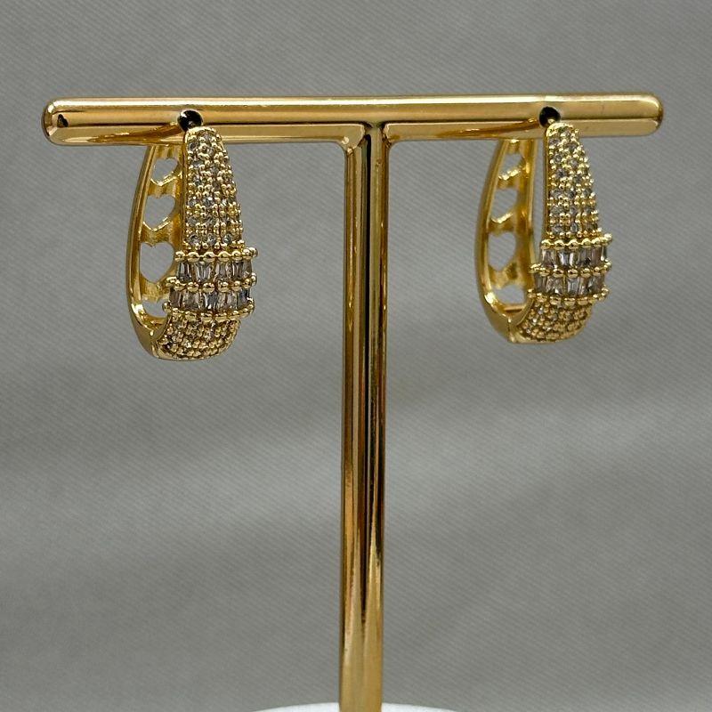 BRINCO ARGOLA CRAVEJADA