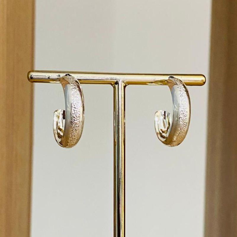 BRINCO ARGOLA DETALHADA