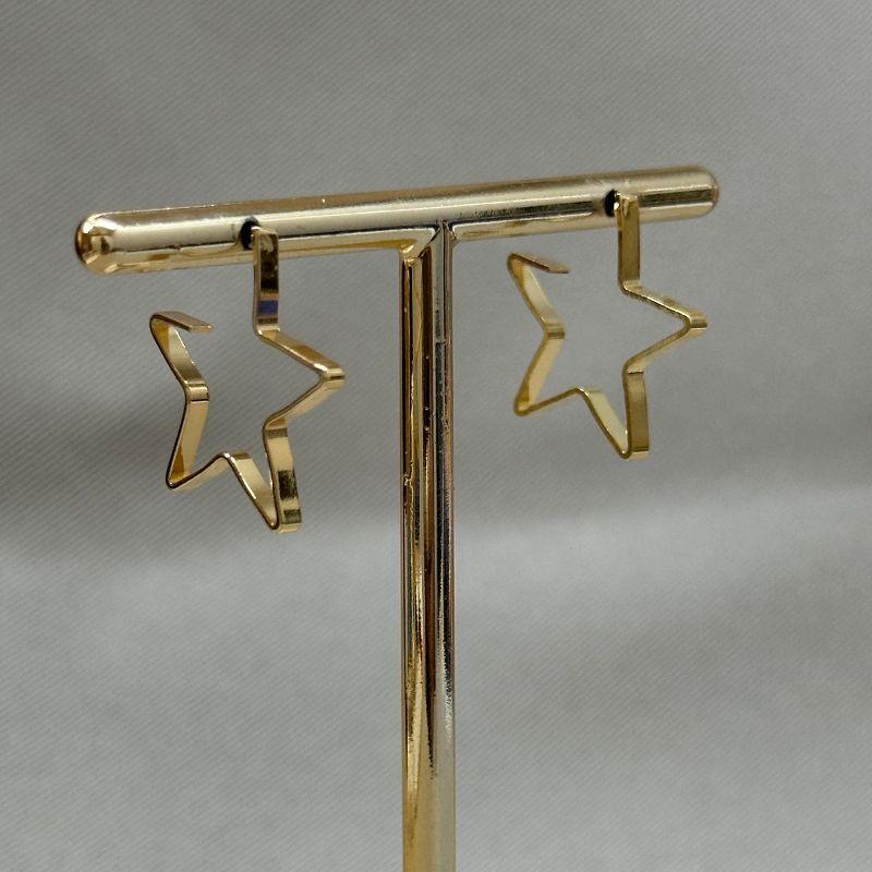 BRINCO ARGOLA FIO CHATO 2MM ESPESSURA 19MM COMPRIMENTO ESTRELA