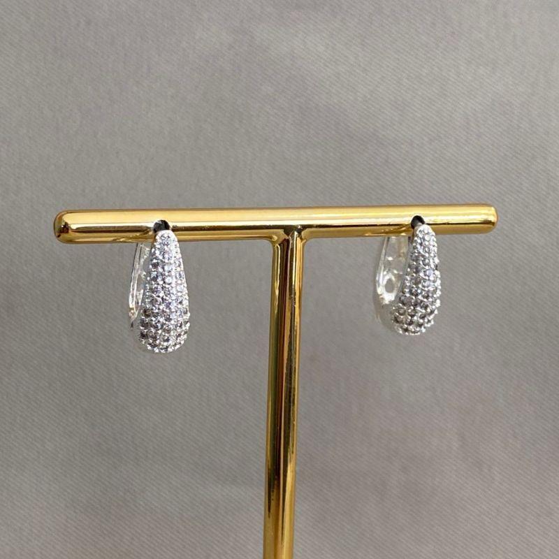 BRINCO ARGOLA GOTA CRAVEJADA