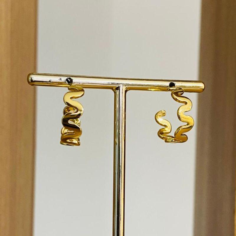 BRINCO ARGOLA ONDULADA