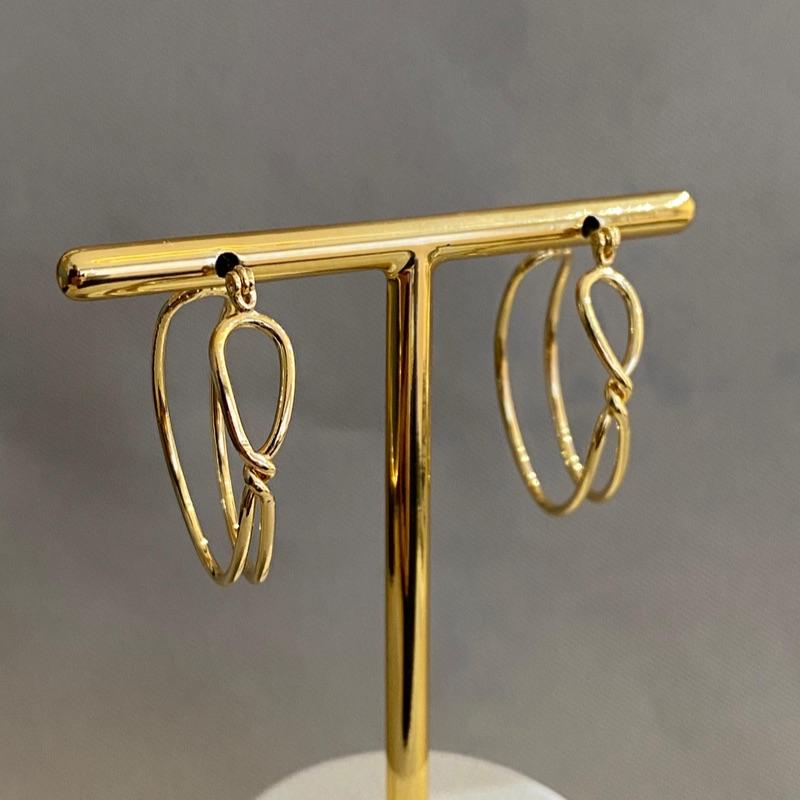 BRINCO ARGOLA TORCIDA FECHO ITALIANO