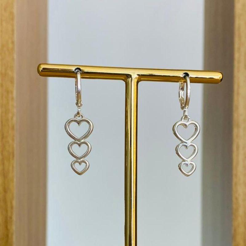 BRINCO ARGOLINHA 3 CORAÇÕES