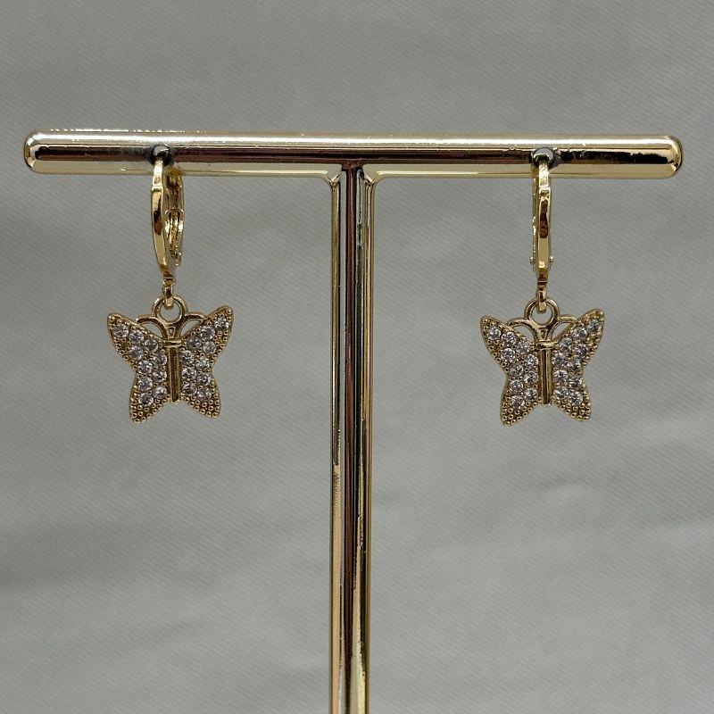 BRINCO ARGOLINHA BORBOLETA CRAVEJADA