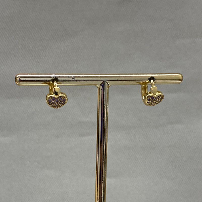 BRINCO ARGOLINHA COM CORAÇÃO CRAVEJADO