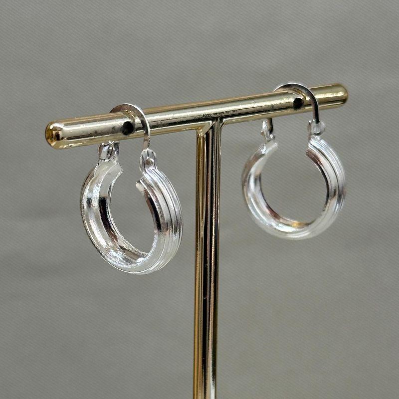 BRINCO ARGOLINHA COM FRISOS