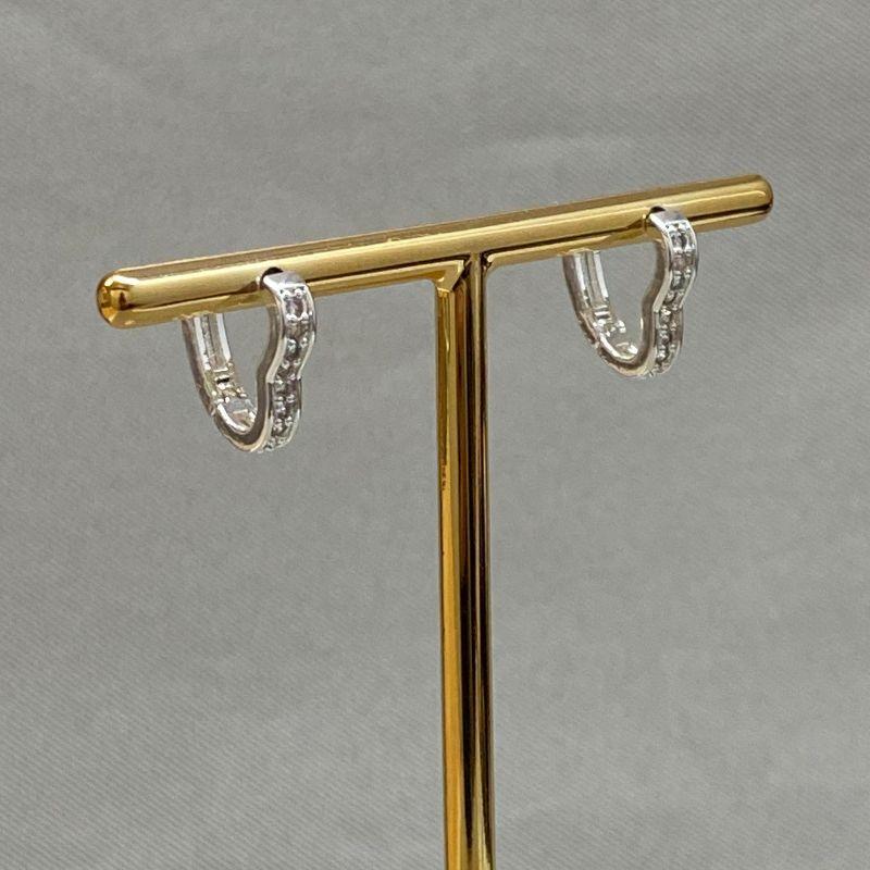 BRINCO ARGOLINHA CORAÇÃO CRAVEJADO