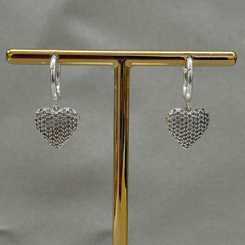 BRINCO ARGOLINHA CORAÇÃO CRAVEJADO