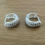 BRINCO ARGOLINHA CRAVEJADA