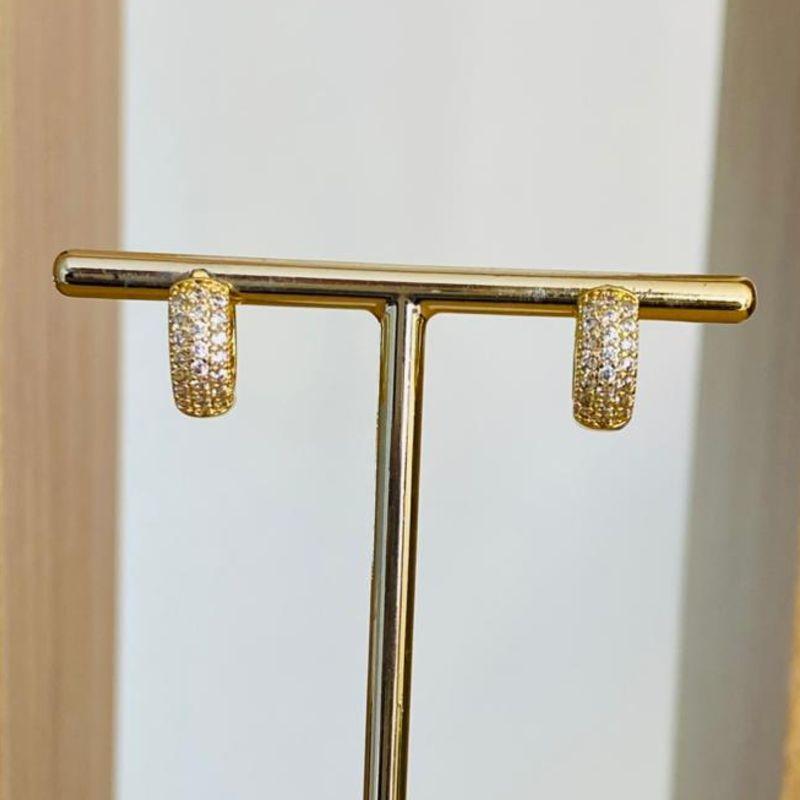 BRINCO ARGOLINHA CRAVEJADA M