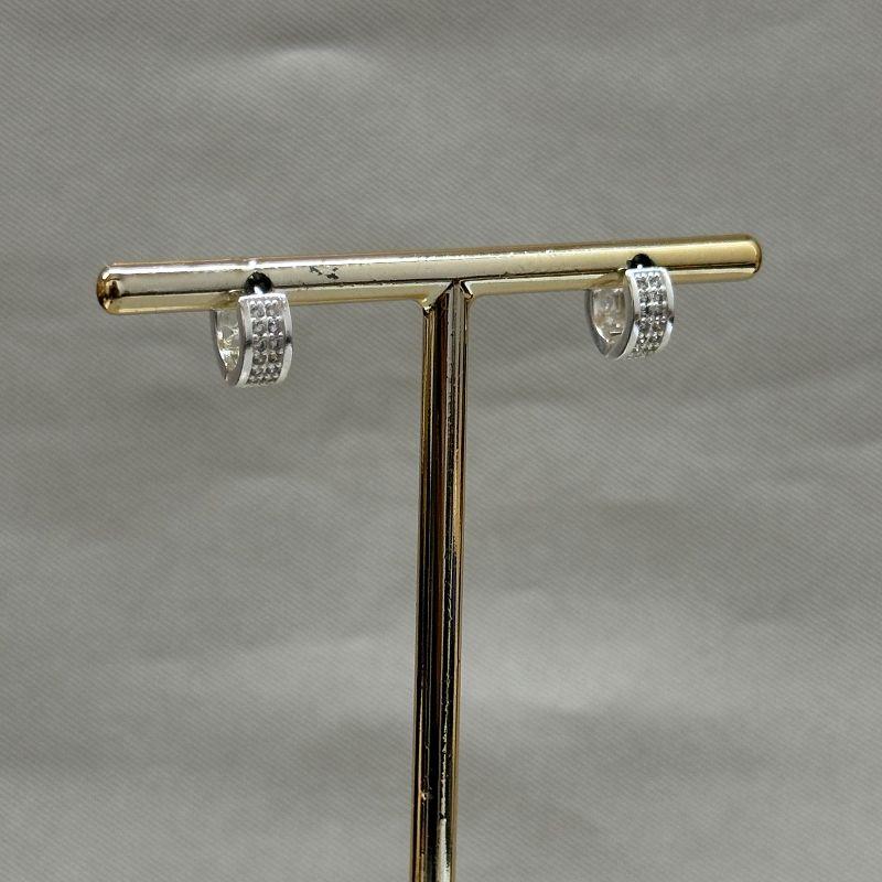 BRINCO ARGOLINHA DUAS FILAS CRAVEJADAS