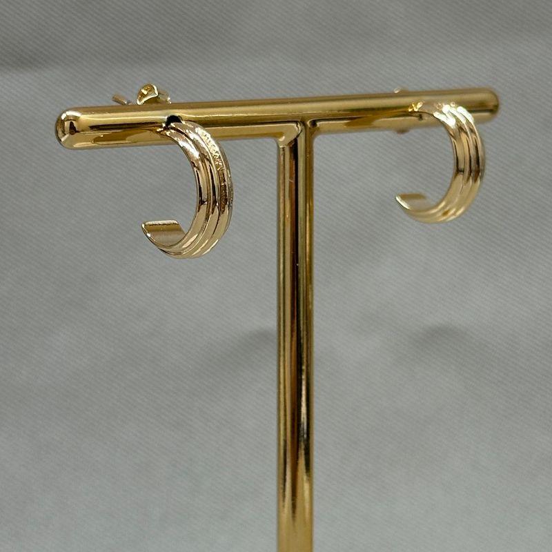 BRINCO ARGOLINHA QUADRADO PEQUENA LISA