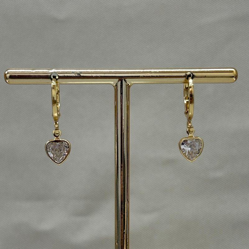 BRINCO ARGOLINHA ZIRCONIA CORAÇÃO