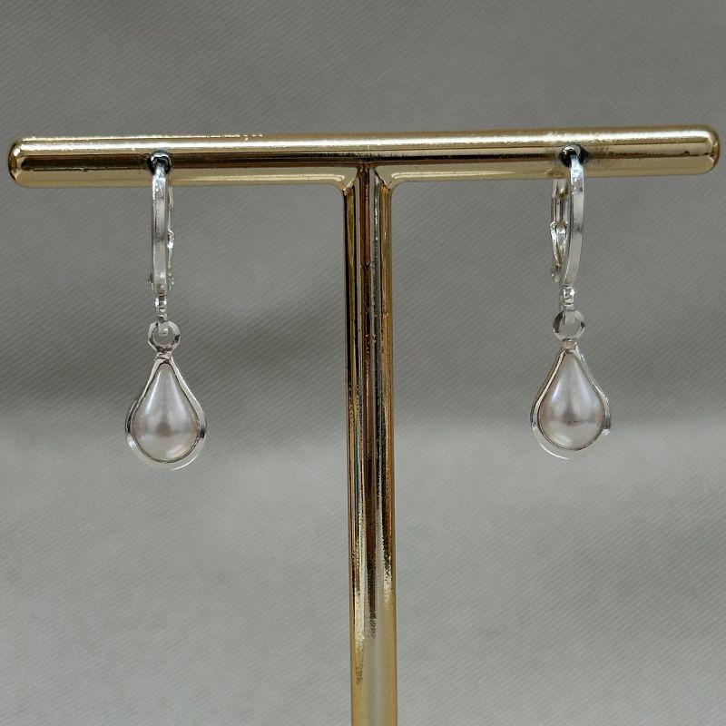 BRINCO ARTICULADO COM GOTA PEROLA 7*10MM BORDA