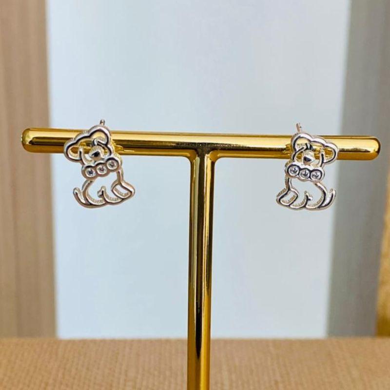 BRINCO CACHORRINHO COM ZIRCONIA