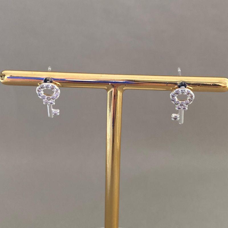 BRINCO CHAVE CRAVEJADA